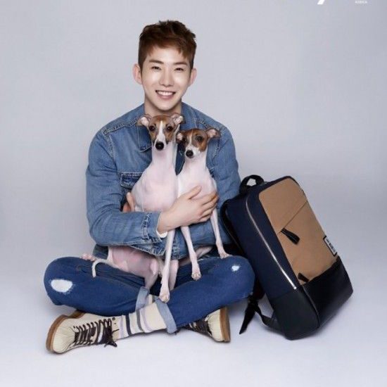 Jo Kwon y sus cachorros