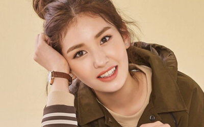 Jeon Somi celebra su primer aniversario desde que se lanzó en solitario