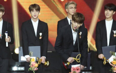 Mira la reacción de Jimin de BTS al recibir la medalla de 'Orden del Mérito Cultural'