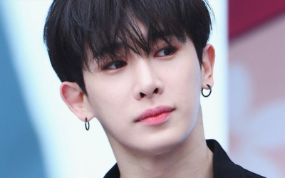 Wonho revela su logo como cantante y compositor