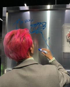 Mino y Seungyoon de WINNER participarán en una exhibición de arte con 'PLAC'