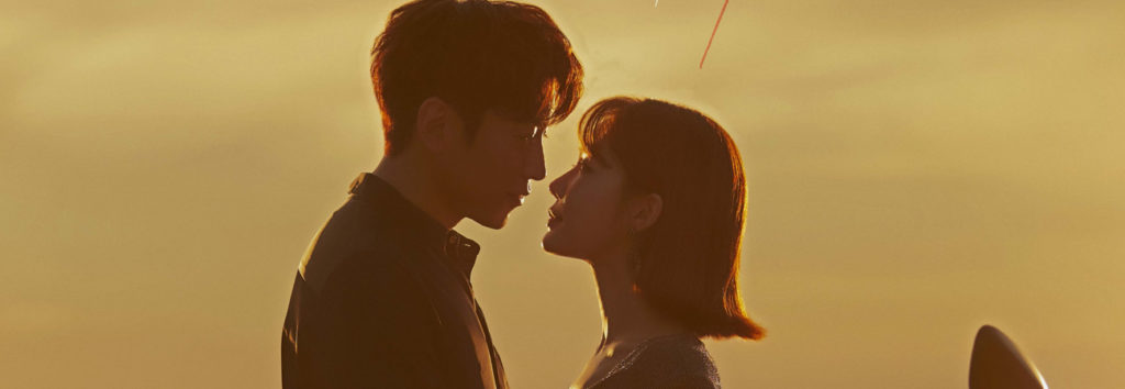 Yoo In Na y Eric son los protagonista en una película clasica para los poster de The Spy Who Loved Me