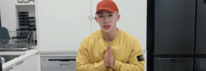 Wonho saluda a sus fans a través de su nuevo canal de YouTube