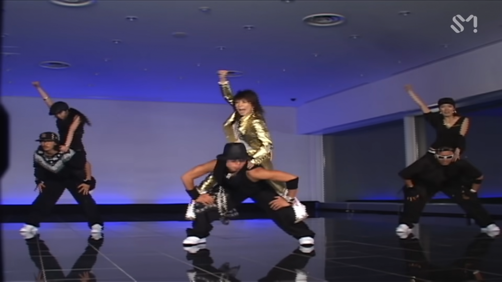 "Girls On Top" de BoA es un himno del empoderamiento femenino del K-pop