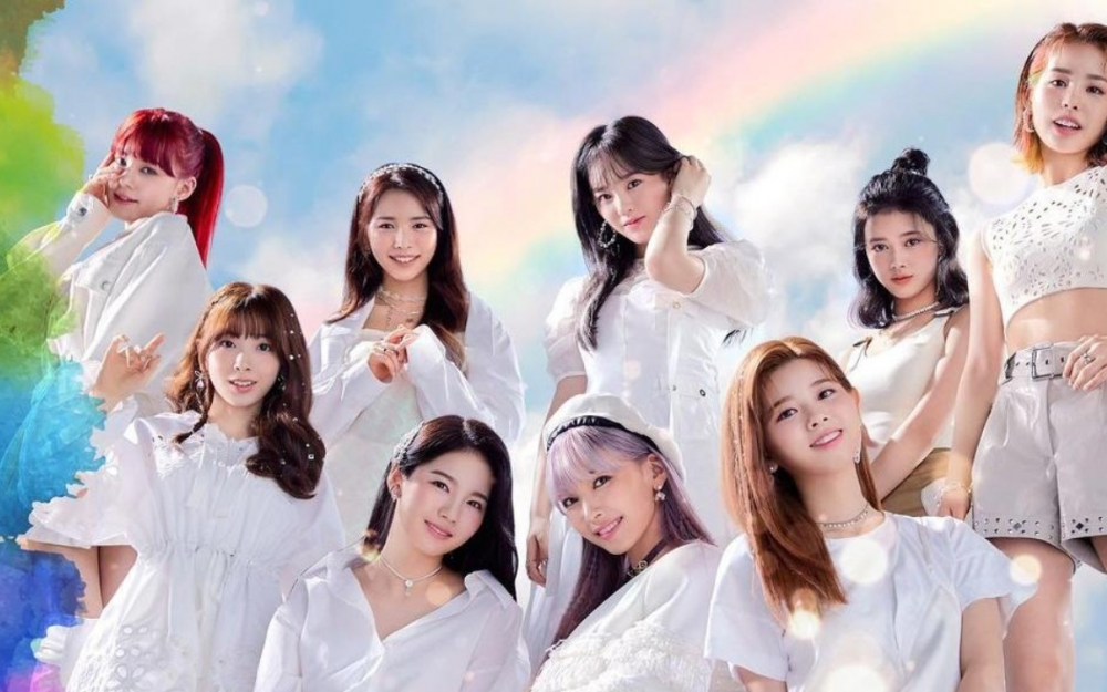 NiziU alcanza la segunda mayor cifra de ventas para el álbum debut de un grupo de chicas en el Oricon Chart