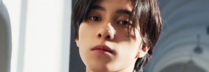 Fans de NCT enojados con Hendery por su respuesta cuando le preguntaron sobre el peinado africano que usó