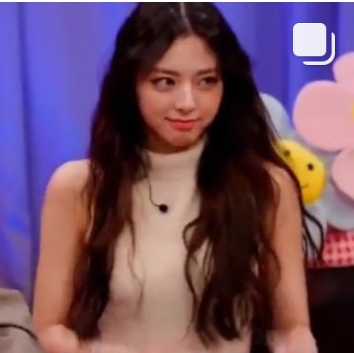 Netizens defienden a Yuna de ITZY de comentarios maliciosos acerca de su apariencia