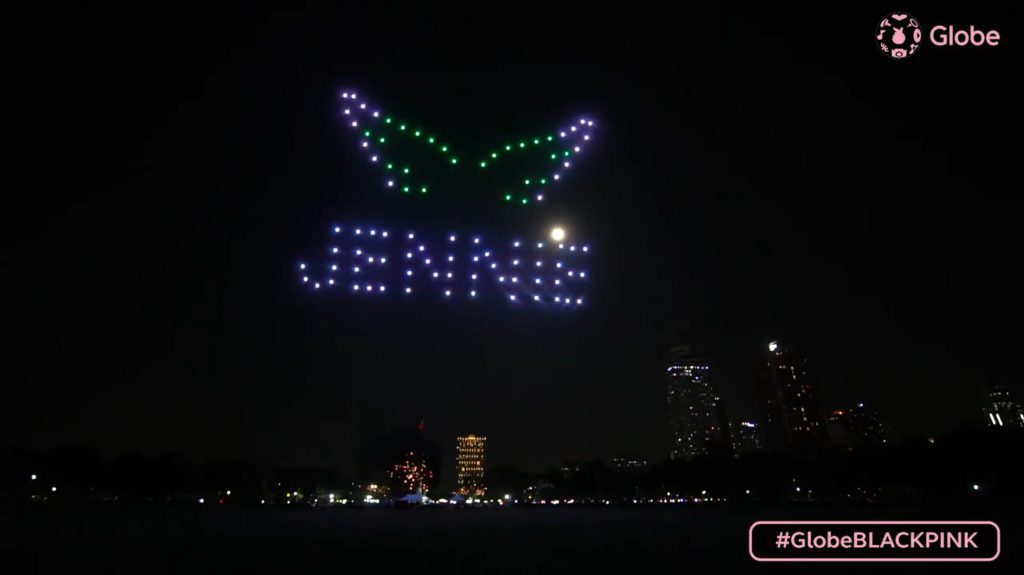 Globe Telecom dedica un show de drones a BLACKPINK en celebración del concierto 'THE SHOW'