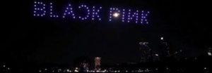 Globe Telecom dedica un show de drones a BLACKPINK en celebración del concierto 'THE SHOW'