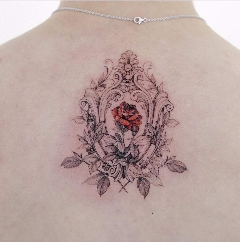 Minhyuk de MONSTA X revela el significado del tatuaje en su espalda
