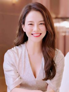 Confirmado: Song Ji-Hyo aparecerá en "Come to the Witch Restaurant"