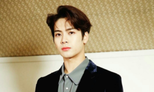 Jackson de GOT7 anuncia su regreso en marzo