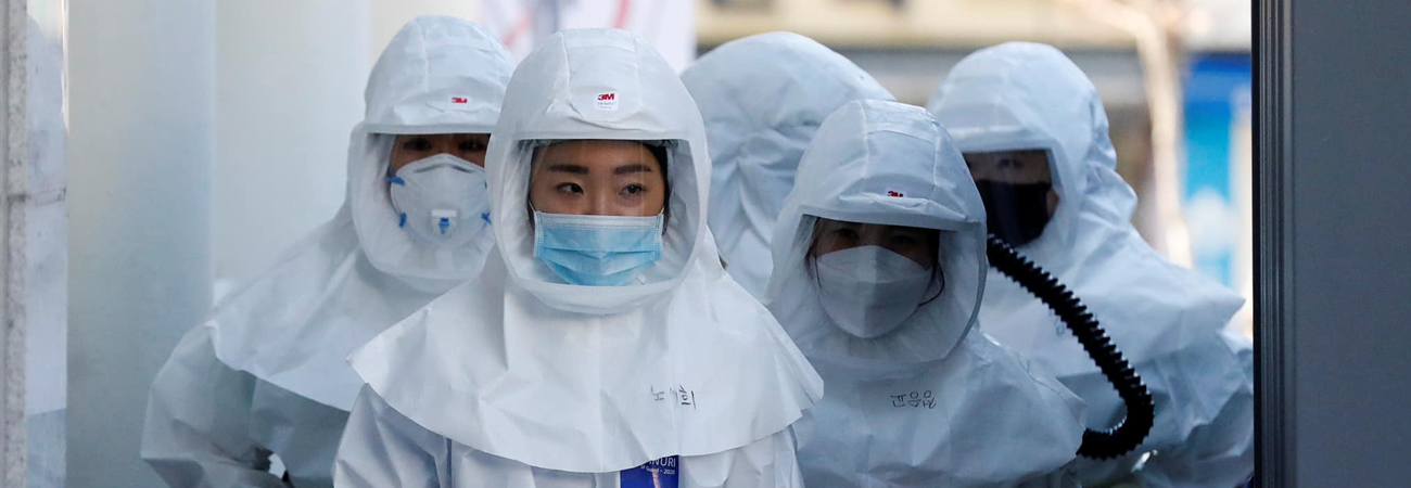 Medicos en primera linea de Corea del Sur recibirán las primeras dosis de vacunas de COVID-19