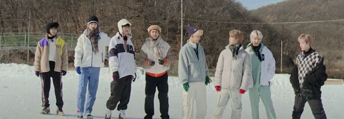 Stray Kids juega en la nieve en el primer episodio de 'SKZ CODE'