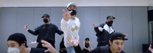 Yunho de TVXQ comparte el vídeo práctica de baile para su canción 'Eeny Meeny'
