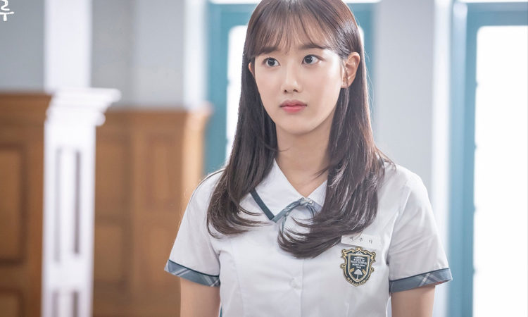 Netizen piensan que Naeun de April es la idol que MÁS necesita emitir una declaración adecuada por las acusaciones de bullying