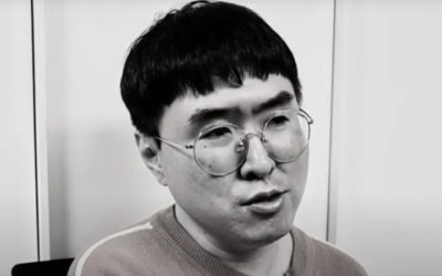 El competidor gay de 'Superstar K' Park Woo Sik sufre asalto por un anti-fan