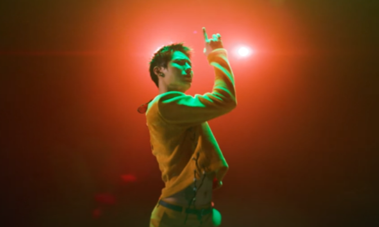 WOODZ regresa con el fascinante MV de 'Feel Like'