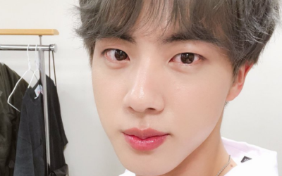 Jin de BTS demuestra su popularidad al ser tendencia diariamente durante todo un mes 