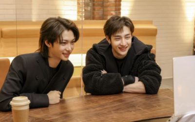 Felix y Bang Chan de Stray Kids conversando con las fans