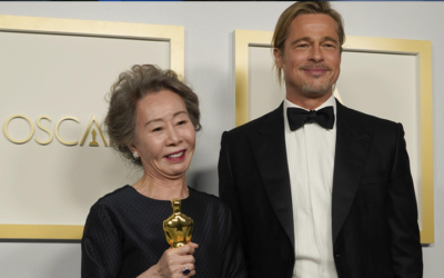 Esto es lo que le dijo Yoon Yeo Jung sobre Brad Pitt en los Oscar 2021