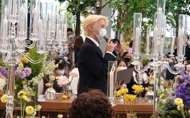 Se filtran fotos de J-Hope de BTS en la boda de su hermana