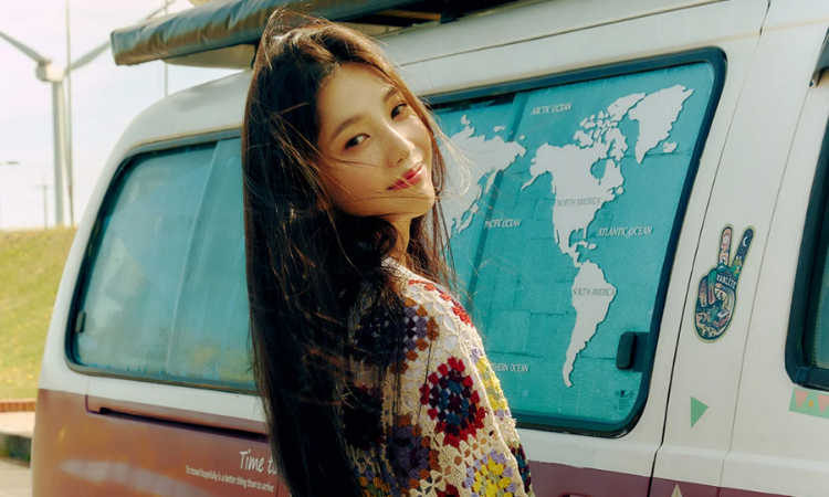 Joy de Red Velvet disfruta de un viaje por carretera en nuevos teaser para 'Hello'