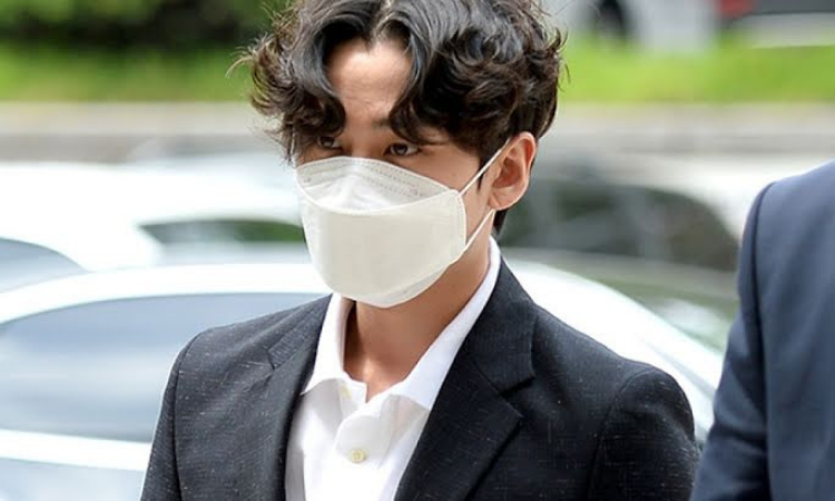O ex-membro do BTOB Jung Ilhoon é condenado à prisão por compra e uso de maconha.