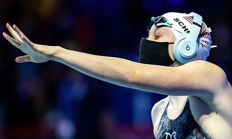 La nadadora Sierra Schmidt baila 'Cheer Up' y 'LIKEY' de TWICE en sus pruebas para los Juegos Olímpicos