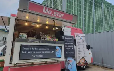 Una fan de Song Kang le envia un camión de snacks y es la sensación en el set