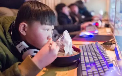 China impone reconocimiento facial para que niños no jueguen videojuegos durante la noche