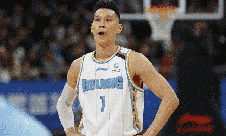 El jugador de la NBA, Jeremy Lin da positivo a COVID-19