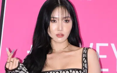 Hwasa de MAMAMOO debutará como MC en su propio programa "Hwasa Show"